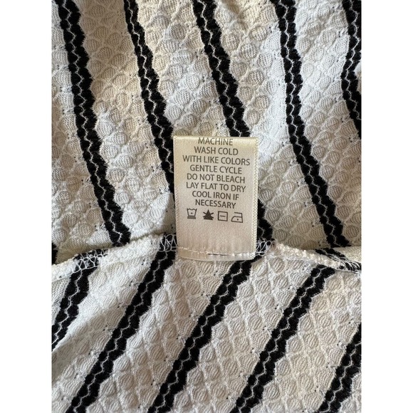 NWT Max Studio Dress Black & White Sleeveless V Neck Stretch Striped Sz M - Picture 9 of 9